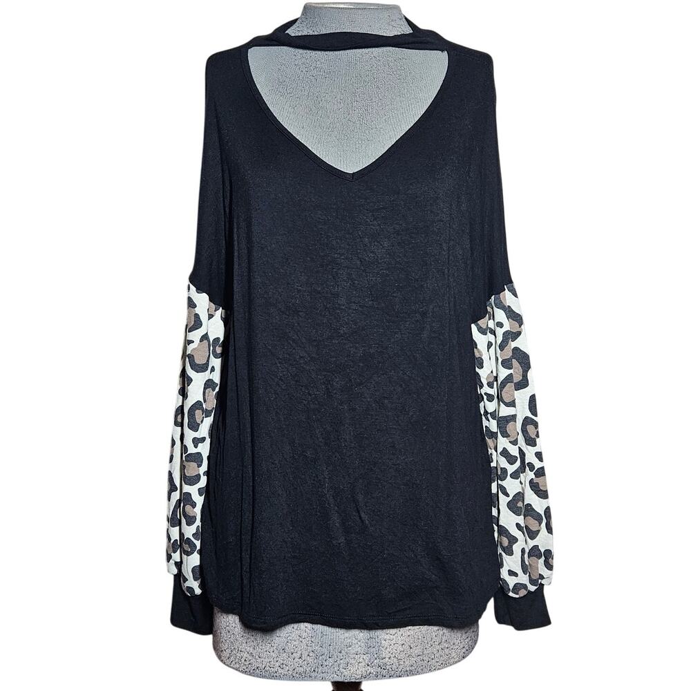Oversized Black Animal Print Sleeves Top Size Small